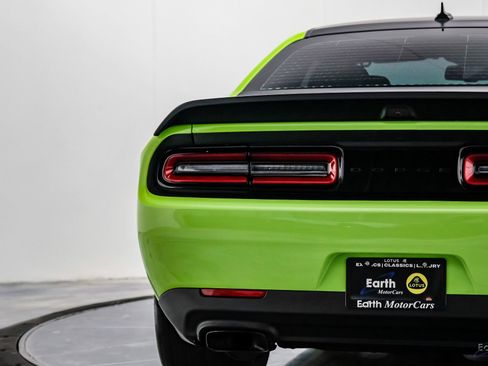 Used 2023 Dodge Challenger SRT Hellcat Redeye image 17