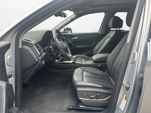Used 2021 Audi Q5 2.0T Premium Plus w/ Premium Plus Package AWD/4WD image 9