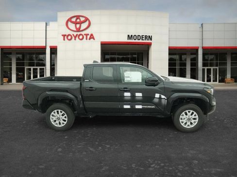 New 2026 Toyota Tacoma SR5 AWD/4WD image 19