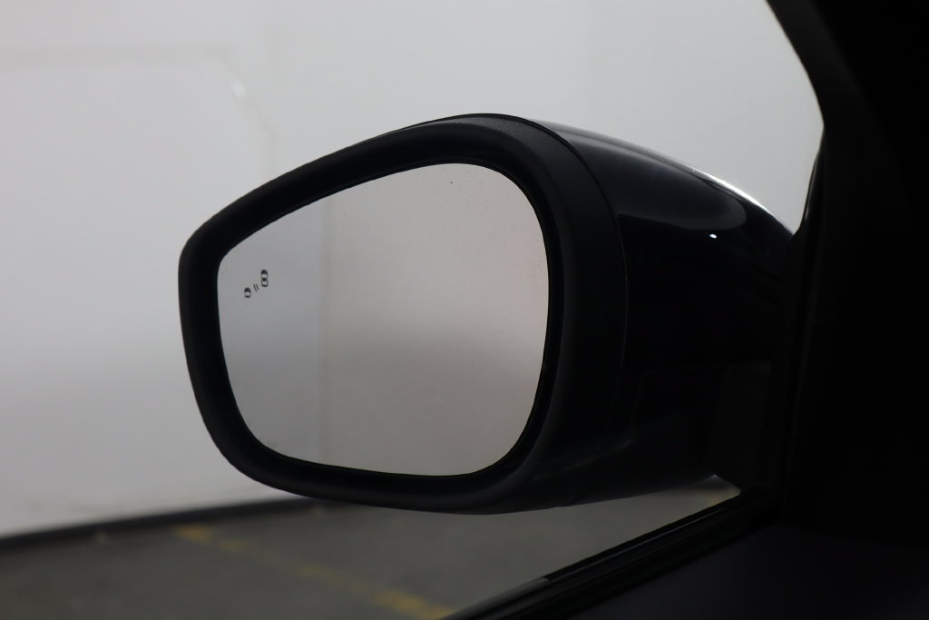 Used 2023 Ford Mustang Mach-E Select AWD/4WD image 39