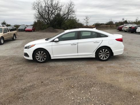 Used 2017 Hyundai Sonata Sport w/ Value Edition Package 02 image 2