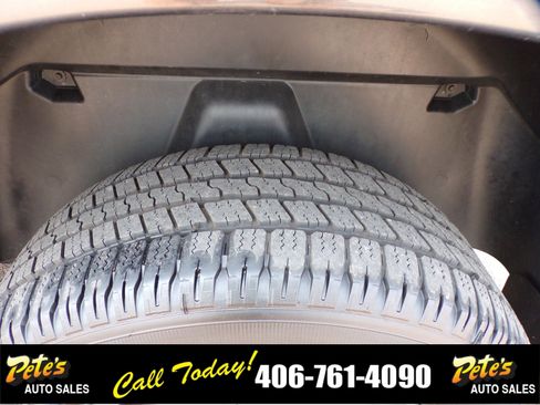 Used 2017 RAM 1500 Express w/ Express Value Package image 11