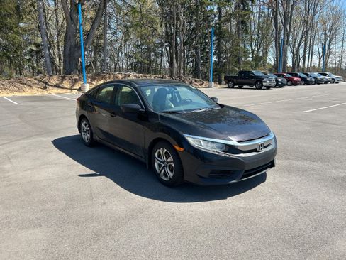 Used 2016 Honda Civic LX image 2