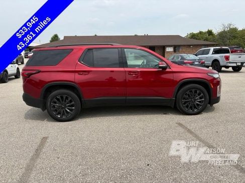 Used 2023 Chevrolet Traverse RS w/ LPO, Floor Liner Package AWD/4WD image 7