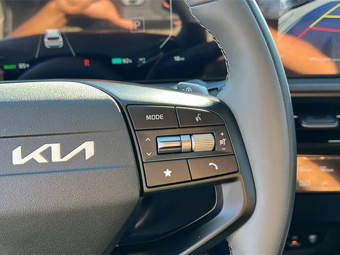 New 2025 Kia EV6 Light image 15