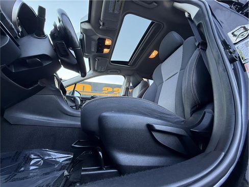 Used 2018 Subaru Crosstrek 2.0i Premium image 21