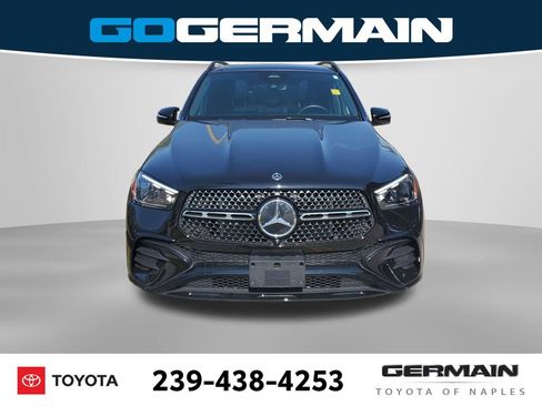 Used 2025 Mercedes-Benz GLE 450 4MATIC w/ AMG Line Exterior image 2
