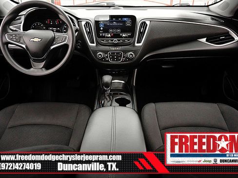 Used 2024 Chevrolet Malibu LT FWD image 11