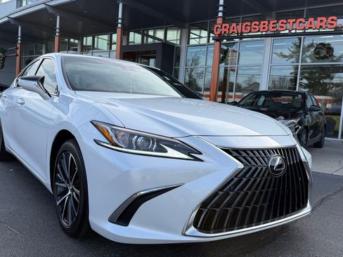 Used 2024 Lexus ES 350 w/ Premium Package image 13