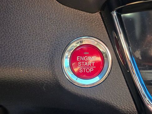 Used 2018 Honda HR-V EX image 28