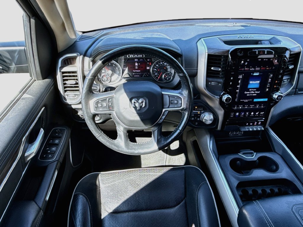 Used 2020 RAM 1500 Laramie AWD/4WD image 33