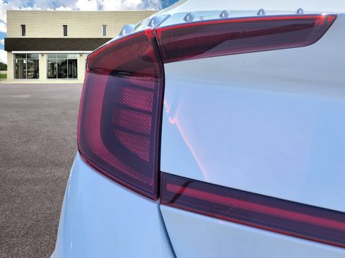 Used 2023 Hyundai Sonata SEL w/ Convenience Package image 6