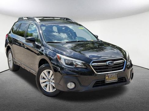 Used 2019 Subaru Outback 2.5i Premium AWD/4WD image 2