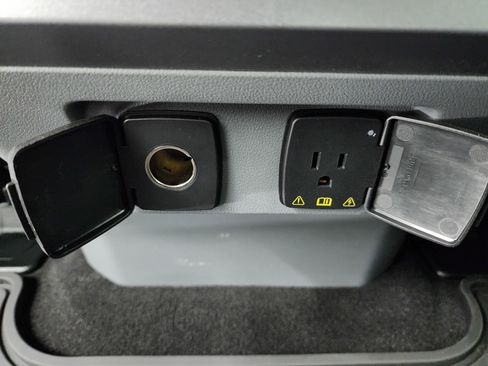 Used 2024 Ford F350 XLT w/ XLT Premium Package image 41