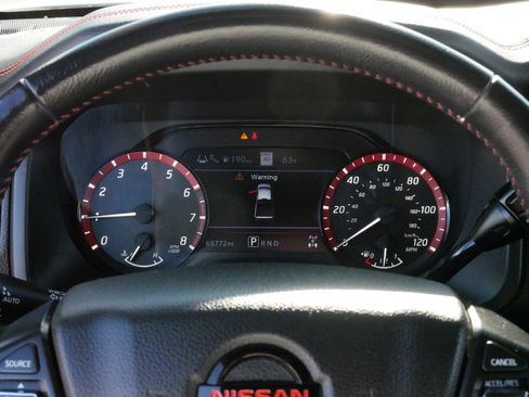 Used 2020 Nissan Titan PRO-4X w/ Pro-4x Convenience Package image 21