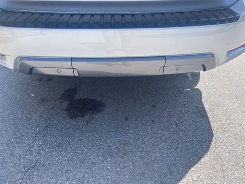 Used 2023 Nissan Armada SV w/ Cargo Package image 5