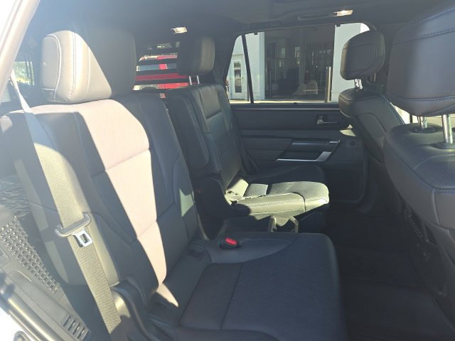 Used 2026 Toyota Sequoia Platinum AWD/4WD image 20