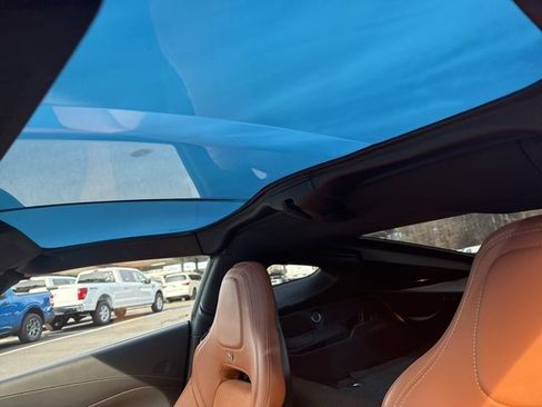 Used 2017 Chevrolet Corvette Stingray Coupe image 16