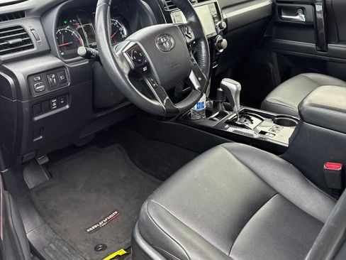 Certified 2024 Toyota 4Runner TRD Off-Road Premium AWD/4WD image 2