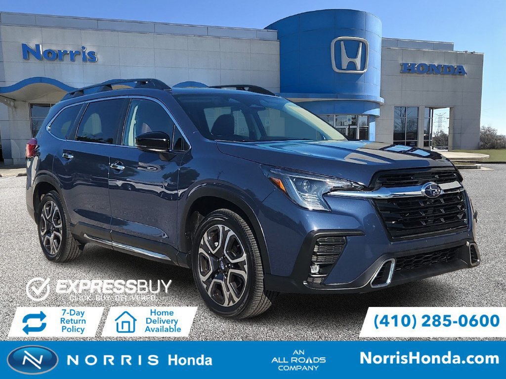 Used 2025 Subaru Ascent Touring AWD/4WD image 1
