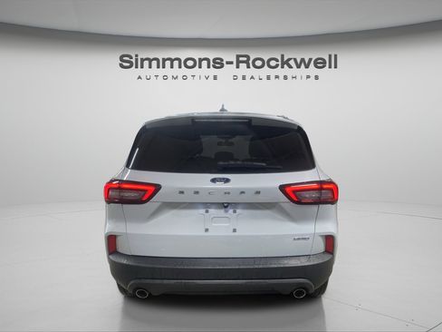 Used 2025 Ford Escape ST-Line AWD/4WD image 4