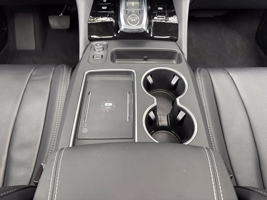 Used 2026 Acura MDX w/ Technology Package FWD image 26