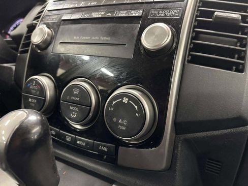 Used 2010 MAZDA MAZDA5 Grand Touring image 26