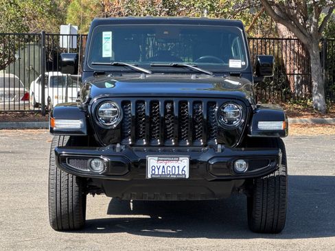 Used 2021 Jeep Wrangler Unlimited Sahara image 8
