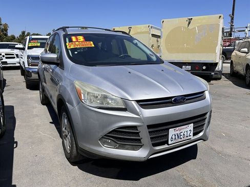 Used 2013 Ford Escape SE image 4