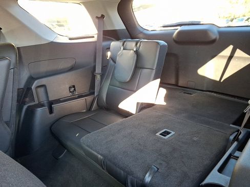 Certified 2022 Ford Explorer XLT w/ Equipment Group 202A image 12