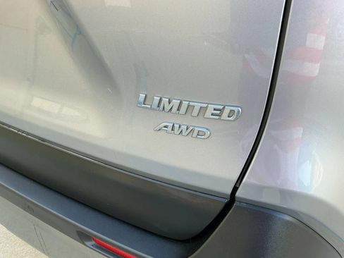 Used 2021 Toyota RAV4 Limited AWD/4WD image 23