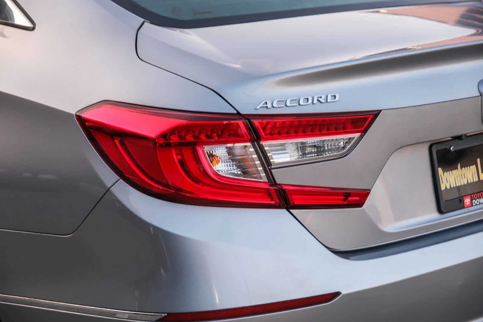 Used 2020 Honda Accord EX image 7