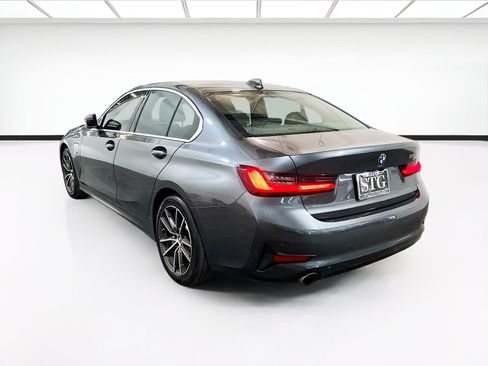 Used 2022 BMW 330e w/ Convenience Package RWD image 6