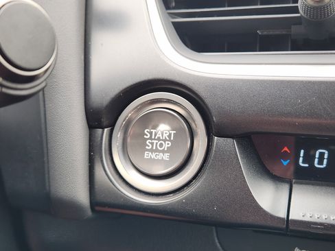 Used 2021 Lexus UX 200 w/ Premium Package image 24