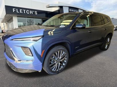 New 2026 Buick Enclave Avenir w/ LPO, Floor Liner Package