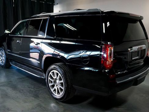 Used 2018 GMC Yukon XL Denali w/ Open Road Package image 31