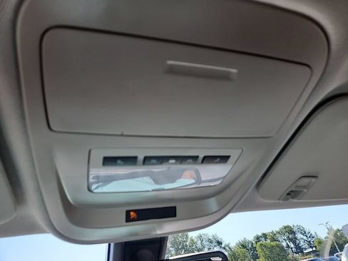 Certified 2022 GMC Canyon AT4 AWD/4WD image 17