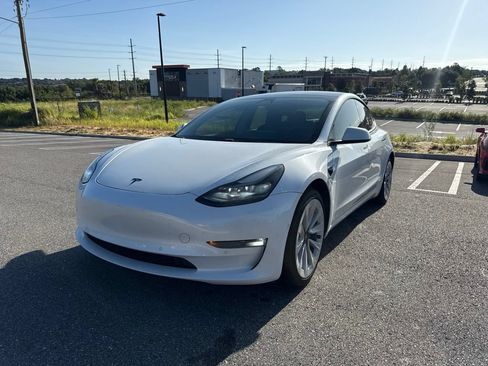 Used 2021 Tesla Model 3 Long Range AWD/4WD image 5
