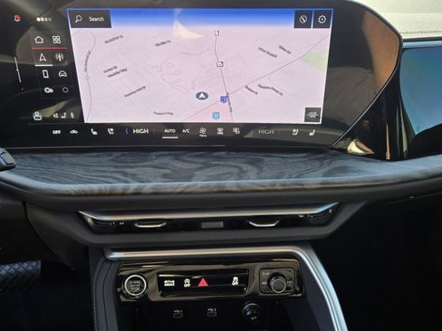 New 2025 Audi Q5 Premium Plus image 24