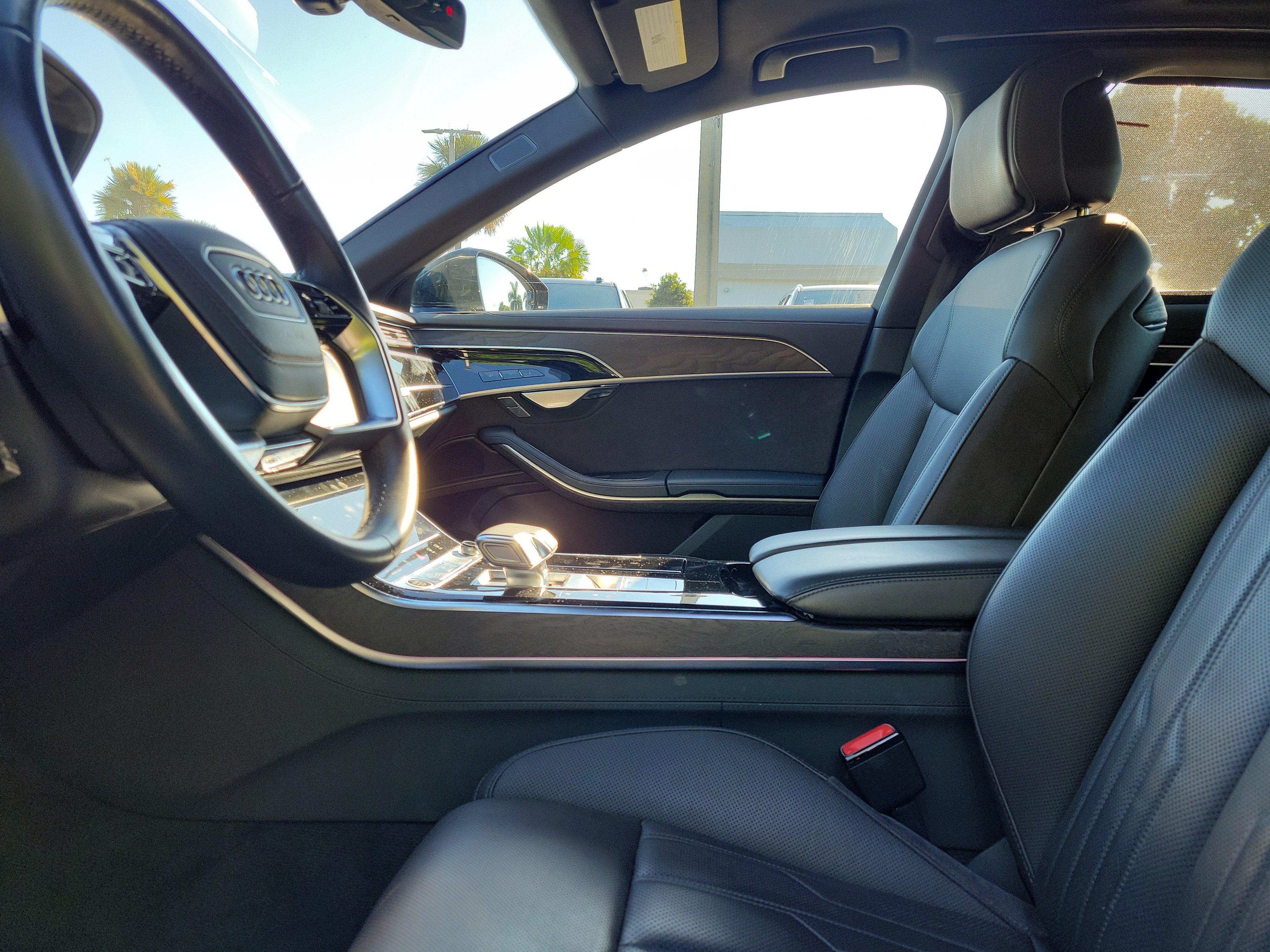 Used 2023 Audi A8 L 3.0T w/ Comfort Plus Package AWD/4WD image 21