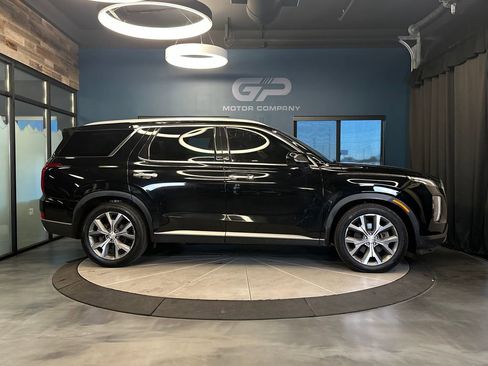 Used 2021 Hyundai Palisade SEL w/ Premium Package AWD/4WD image 2