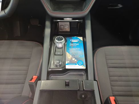 Used 2025 Ford Explorer ST-Line AWD/4WD image 29