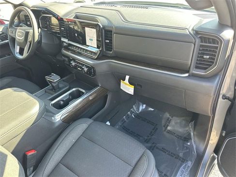 New 2026 GMC Sierra 1500 Elevation w/ LPO, Elevation Black Package image 28