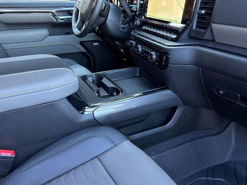 New 2026 Chevrolet Silverado 2500 ZR2 AWD/4WD image 15