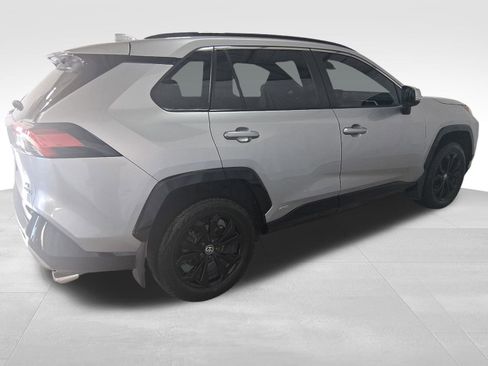 Used 2022 Toyota RAV4 SE AWD/4WD image 5