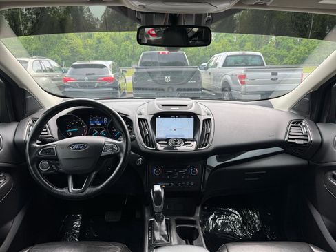 Used 2018 Ford Escape Titanium AWD/4WD image 18