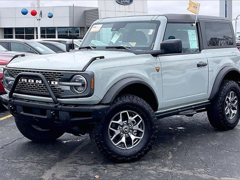 Certified 2024 Ford Bronco Badlands image 10