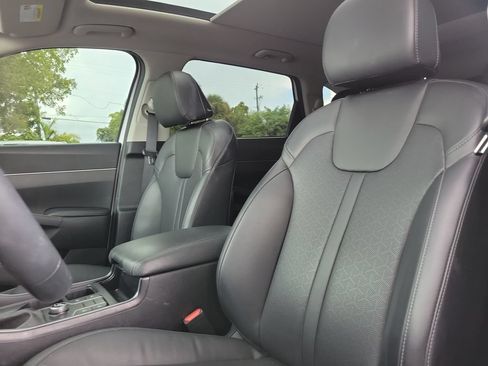 Used 2023 Kia Sorento S w/ Panoramic Sunroof Package FWD image 23