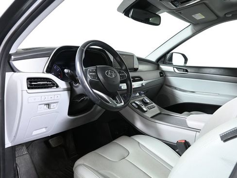 Used 2022 Hyundai Palisade SEL w/ Premium Package AWD/4WD image 4