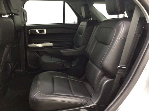 Used 2023 Ford Explorer XLT w/ Equipment Group 202A image 19